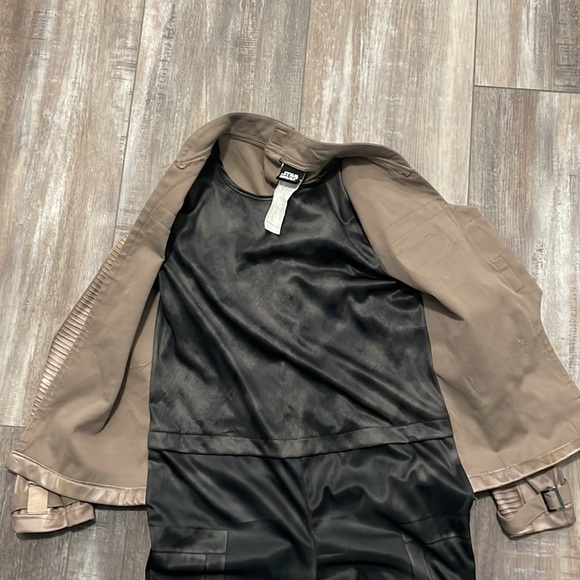 Star Wars Finn Costume - Picture 3 of 9